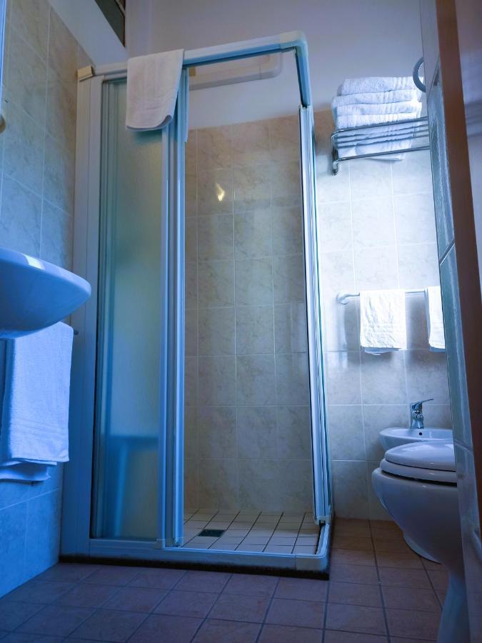 Hotel Casadei Rimini Bagian luar foto
